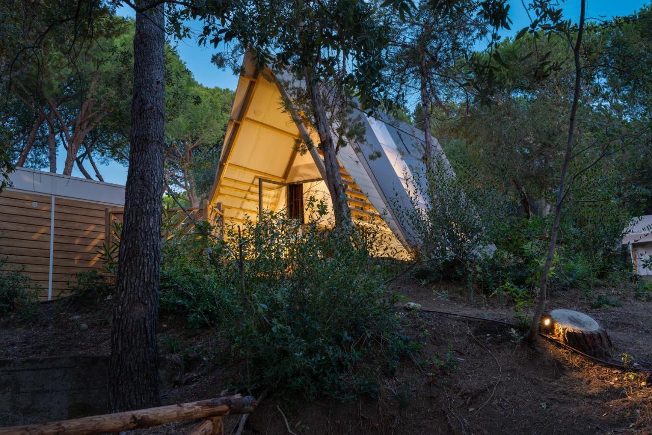 Camping Il Capannino Glamping Village Marina Di Bibbona Exterior foto