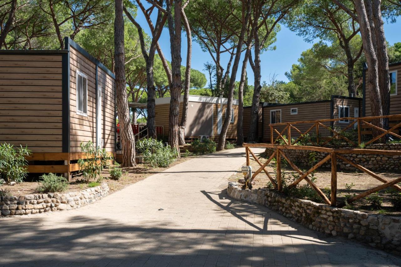 Camping Il Capannino Glamping Village Marina Di Bibbona Exterior foto